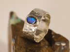 Bague opale boulder sur anneau martelé – Taille 62