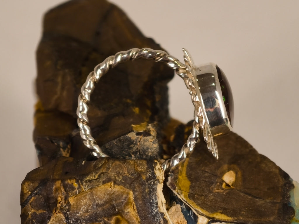Bague agate de feu du Mexique, motif solaire – Taille 58 — vue complémentaire 4 de la pierre et de la monture — Tirou Bijou