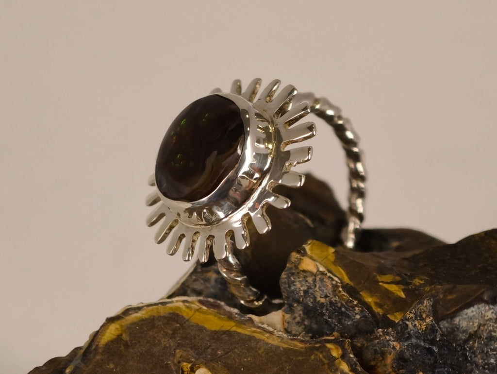 Bague agate de feu du Mexique, motif solaire – Taille 58 — vue complémentaire 5 de la pierre et de la monture — Tirou Bijou