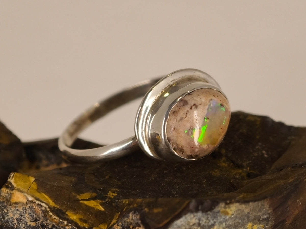 Bague opale cantera du Mexique – Taille 54 — vue complémentaire 2 de la pierre et de la monture — Tirou Bijou