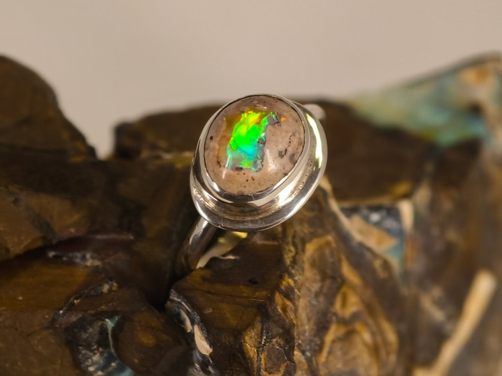 Bague opale cantera du Mexique – Taille 54 — vue complémentaire 6 de la pierre et de la monture — Tirou Bijou