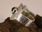 Bague en grenat — vue 1 — Tirou Bijou