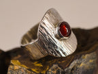 Bague en grenat — vue 4 — Tirou Bijou