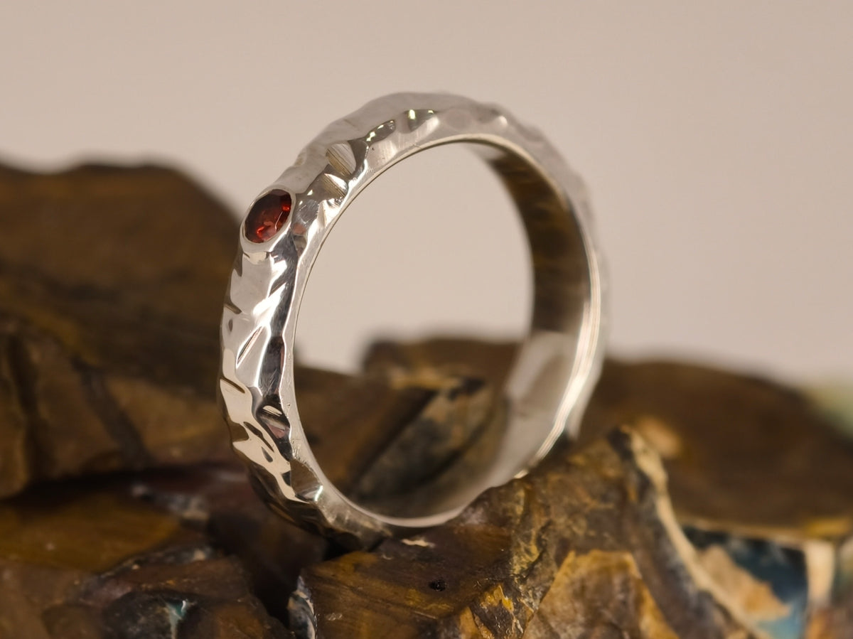 Bague en grenat — vue 10 — Tirou Bijou