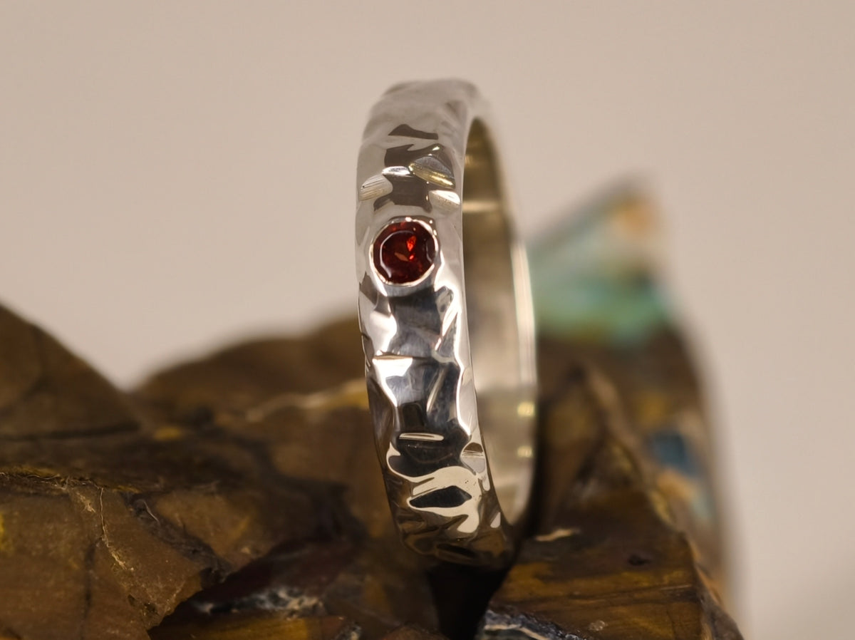 Bague en grenat — vue 7 — Tirou Bijou