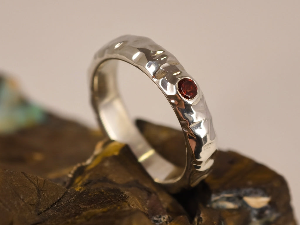 Bague en grenat — vue 8 — Tirou Bijou