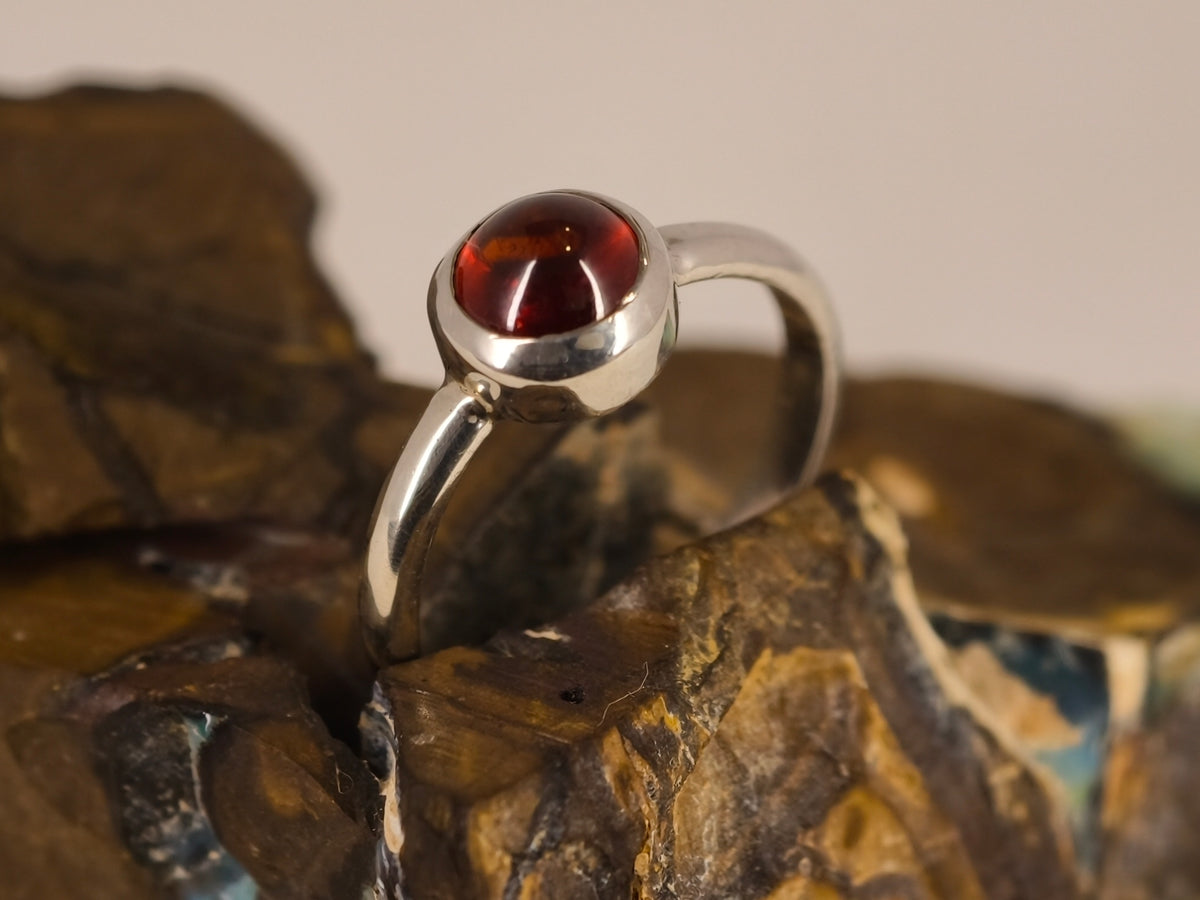 Bague en grenat — vue 5 — Tirou Bijou