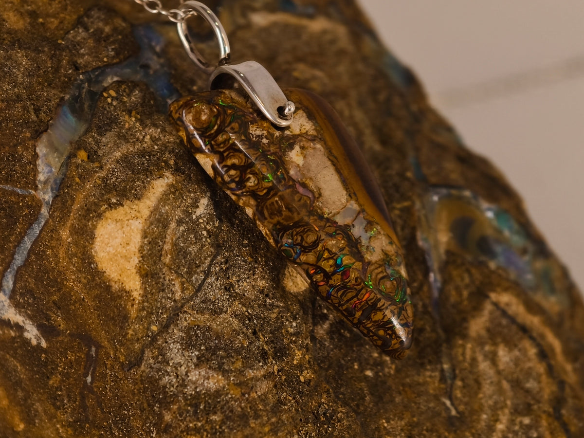 Pendentif en opale boulder — vue 5 — Tirou Bijou