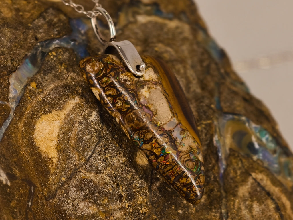 Pendentif en opale boulder — vue 7 — Tirou Bijou