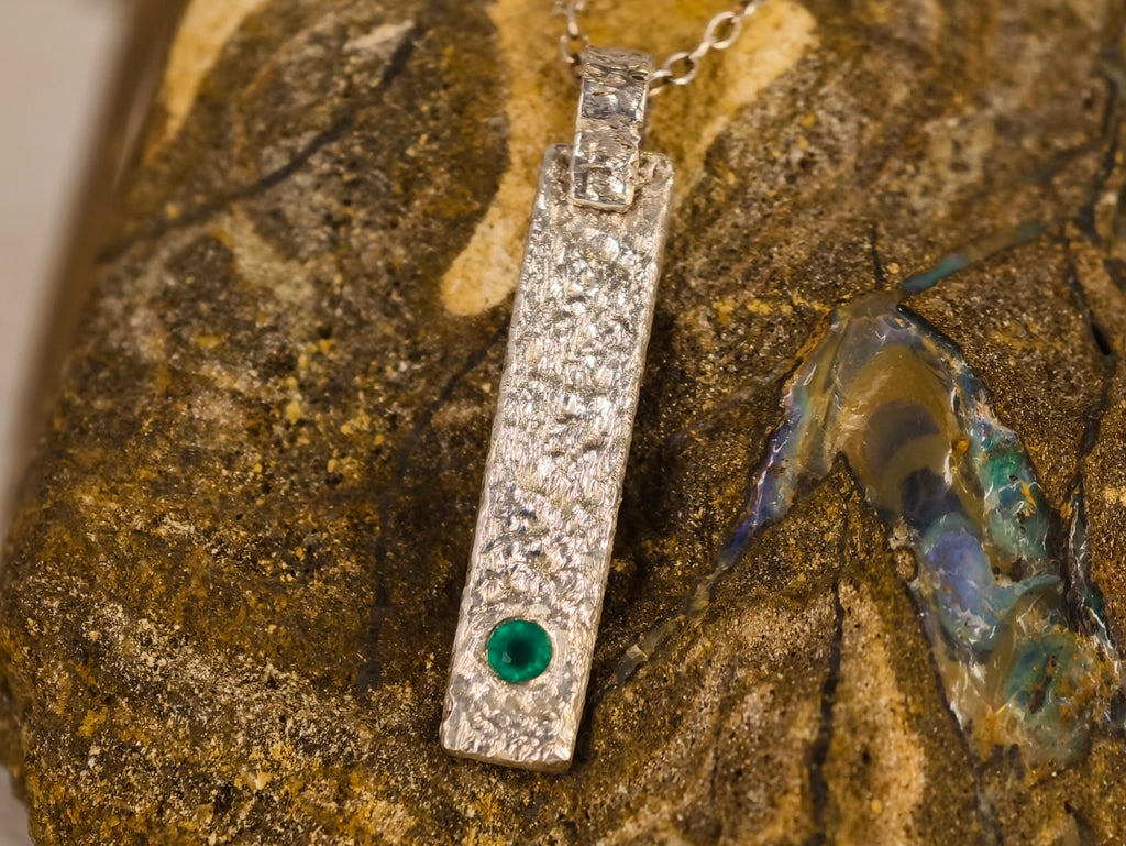Pendentif en émeraude — vue 4 — Tirou Bijou