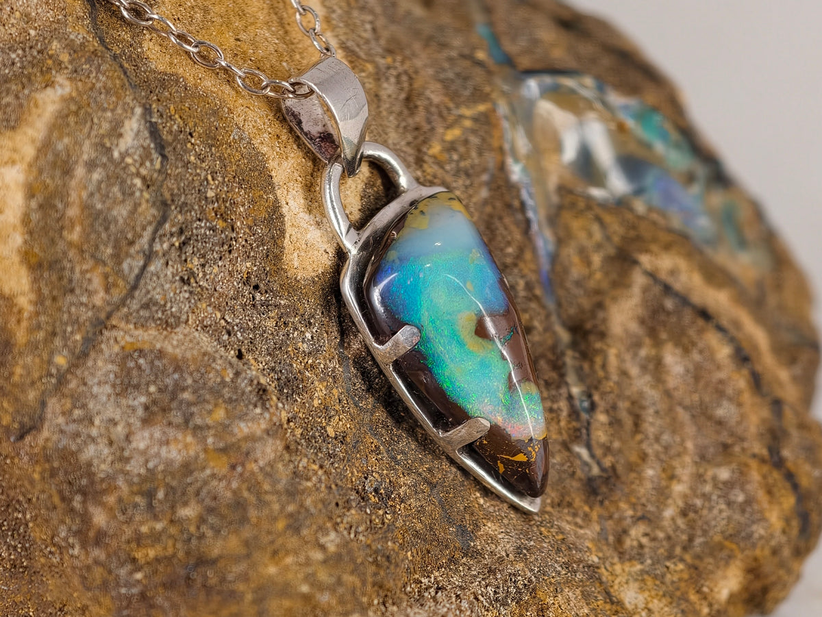 Pendentif en opale boulder — vue 9 — Tirou Bijou