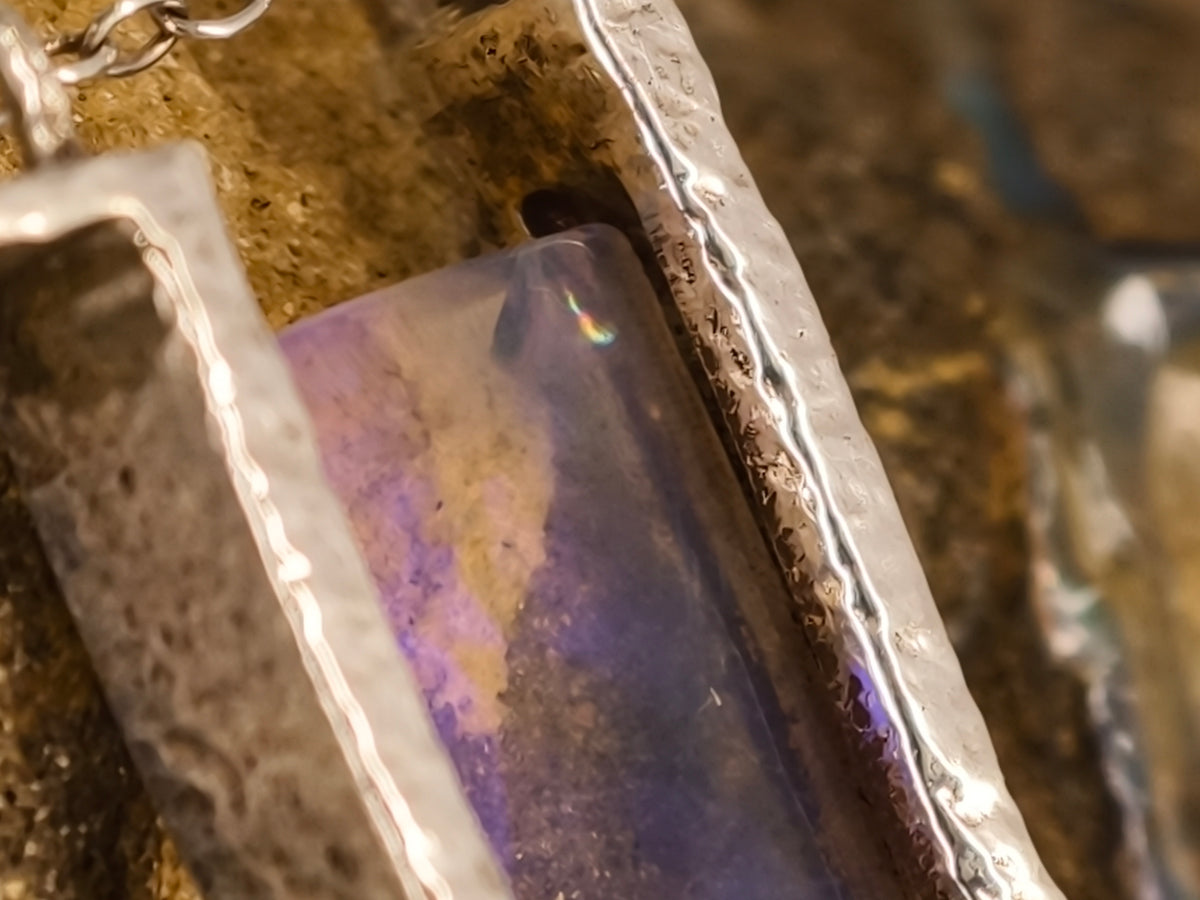Pendentif en opale cristal — vue 12 — Tirou Bijou