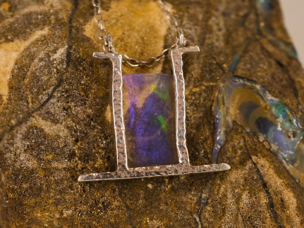 Pendentif en opale cristal — vue 15 — Tirou Bijou