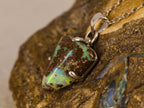 Pendentif en opale boulder — vue 1 — Tirou Bijou