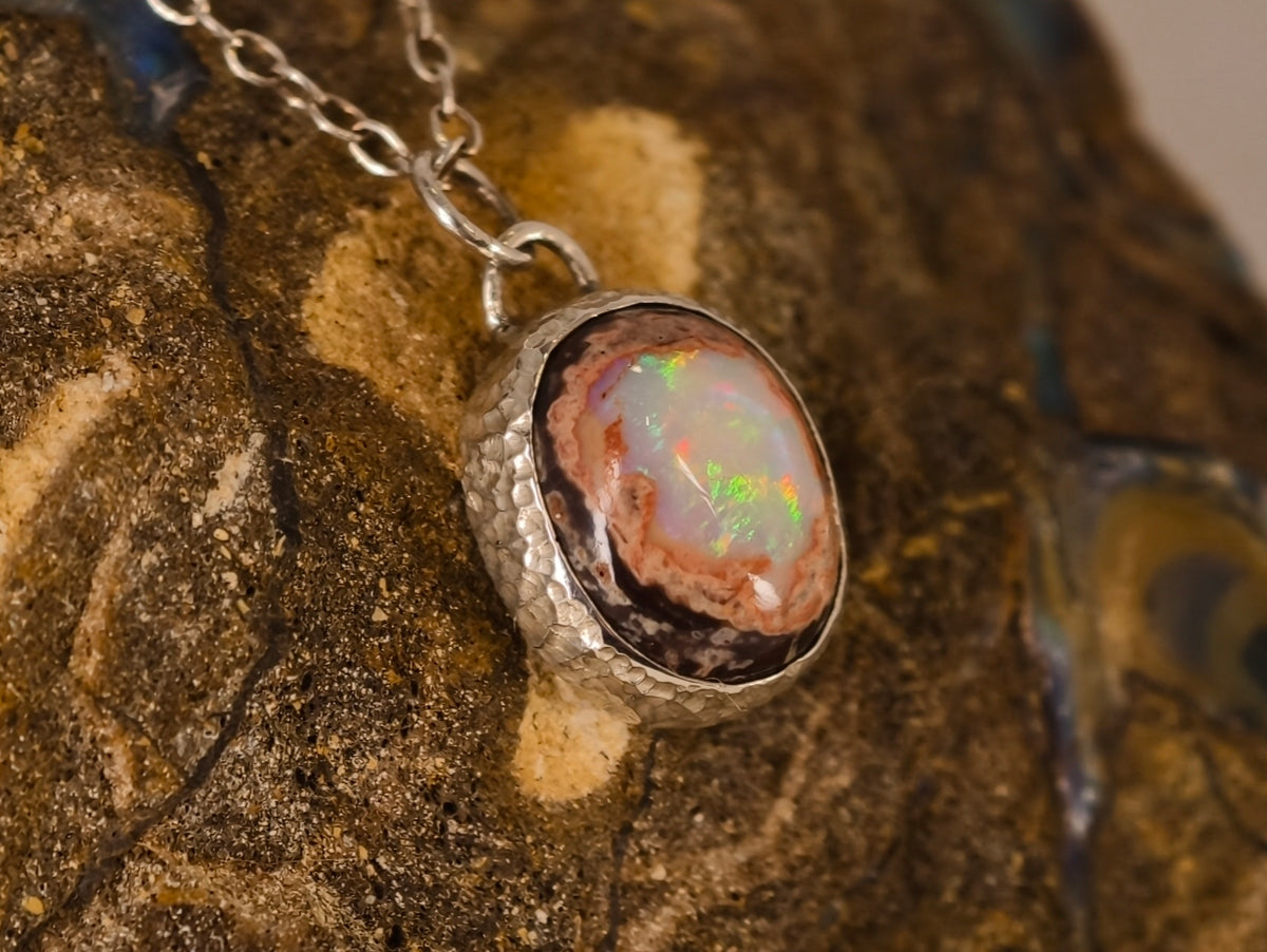 Pendentif en opale Cantera — vue 2 — Tirou Bijou