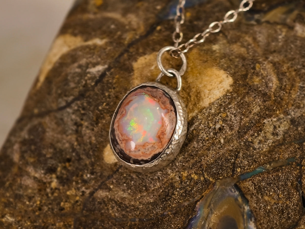 Pendentif en opale Cantera — vue 7 — Tirou Bijou
