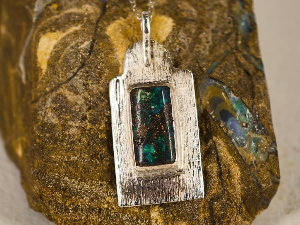 Pendentif en opale boulder — vue 5 — Tirou Bijou