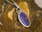 Pendentif en opale de Lightning Ridge — vue 10 — Tirou Bijou