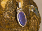 Pendentif en opale de Lightning Ridge — vue 3 — Tirou Bijou