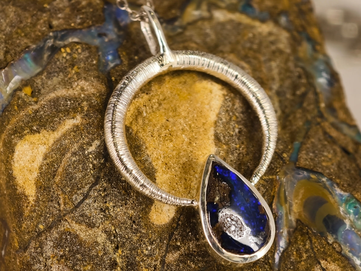 Pendentif en opale boulder — vue 5 — Tirou Bijou