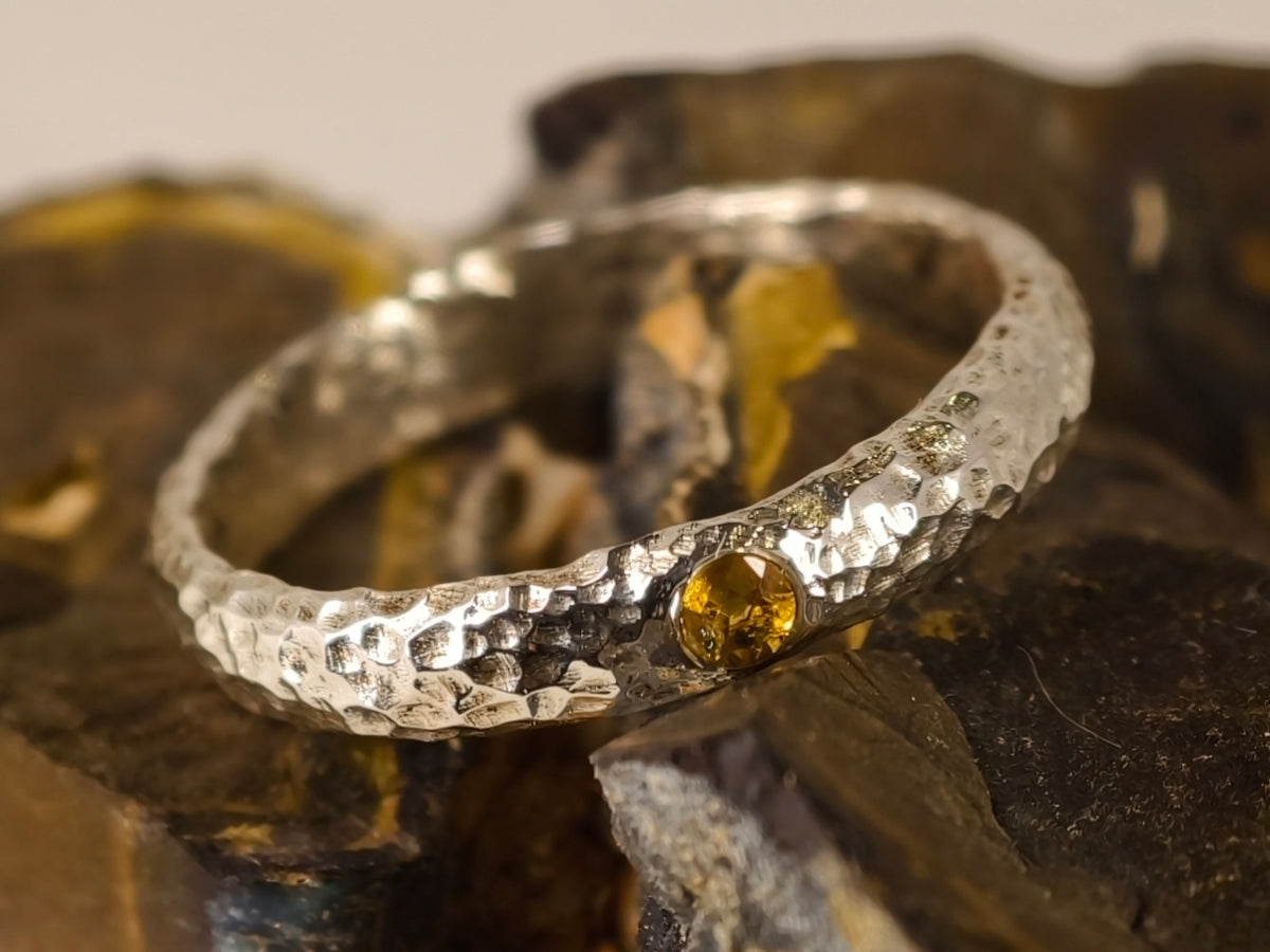 Bague en saphir jaune — vue 1 — Tirou Bijou