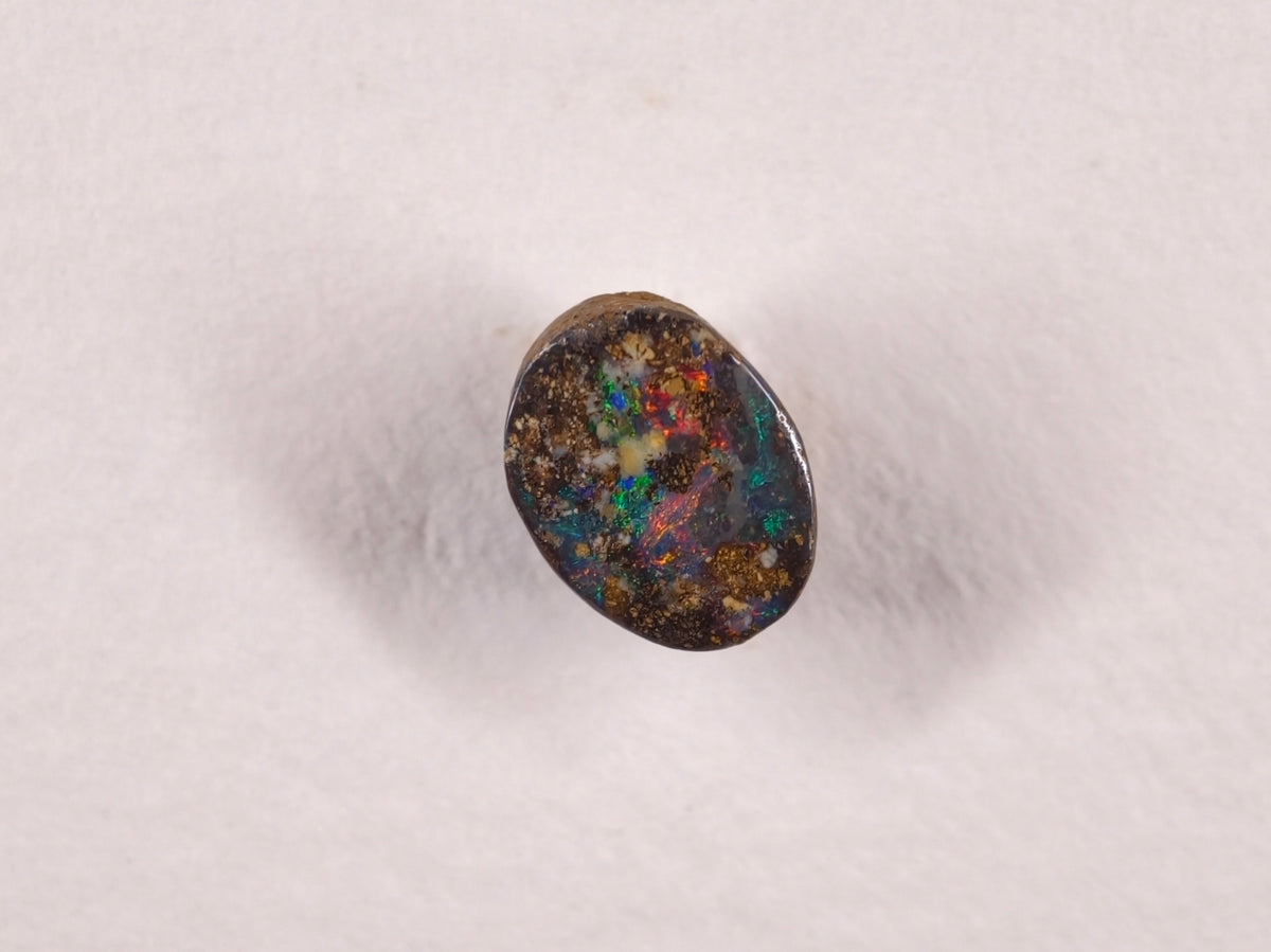 Opale boulder d’Australie — ovale — 2 ct