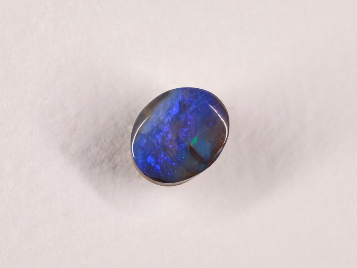 Opale boulder d’Australie — ovale — 3,2 ct