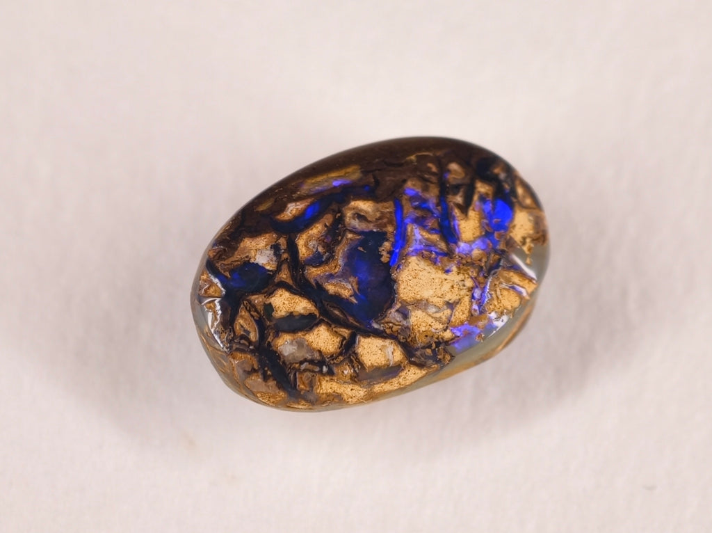 Opale boulder d’Australie — ovale — 5 ct