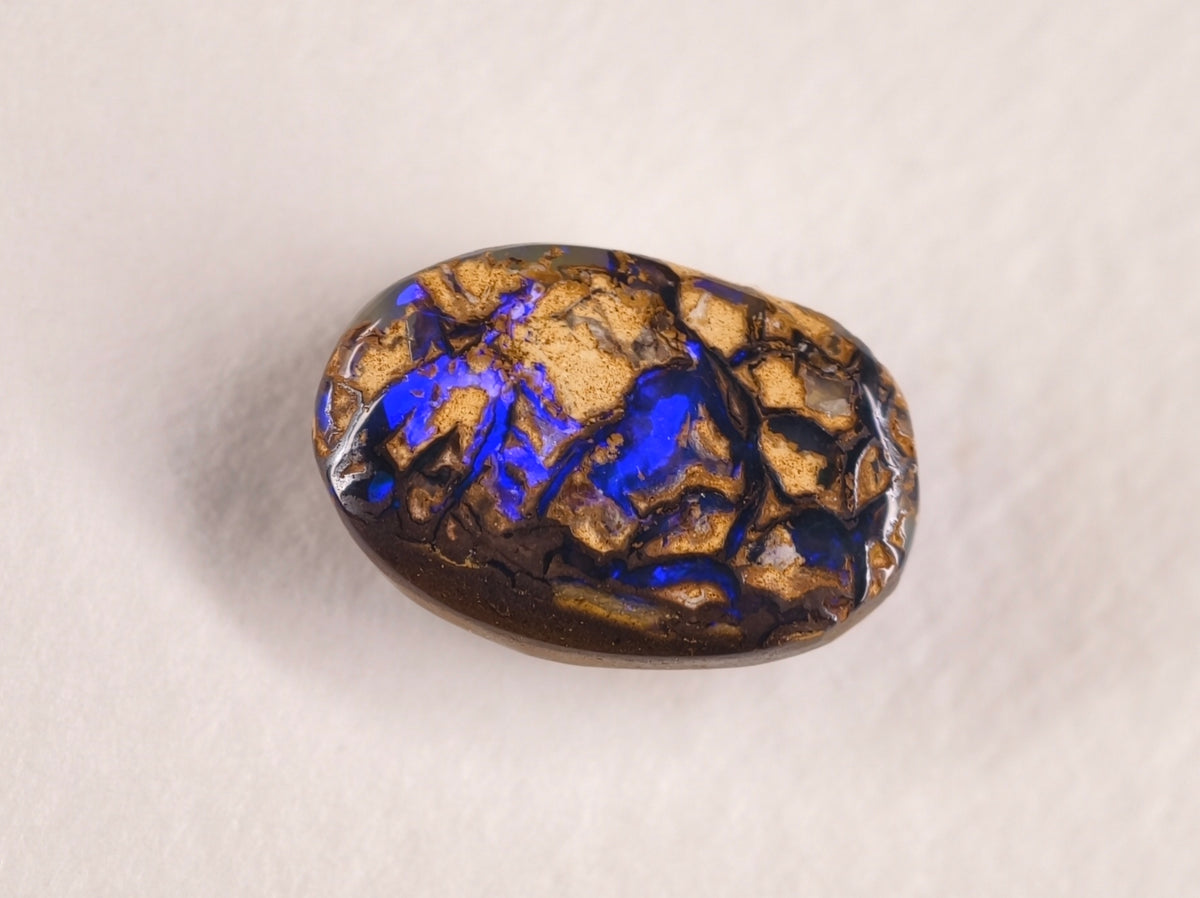 Opale boulder d’Australie — ovale — 5 ct