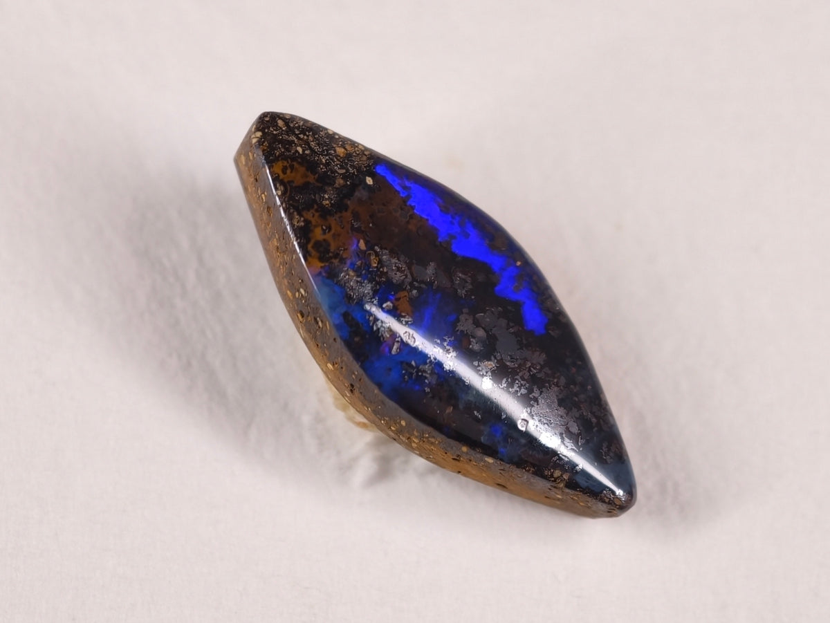 Opale boulder d’Australie — marquise — 5,4 ct