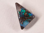 Opale boulder d’Australie — triangle — 3 ct