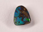 Opale boulder d’Australie — forme libre — 6,7 ct