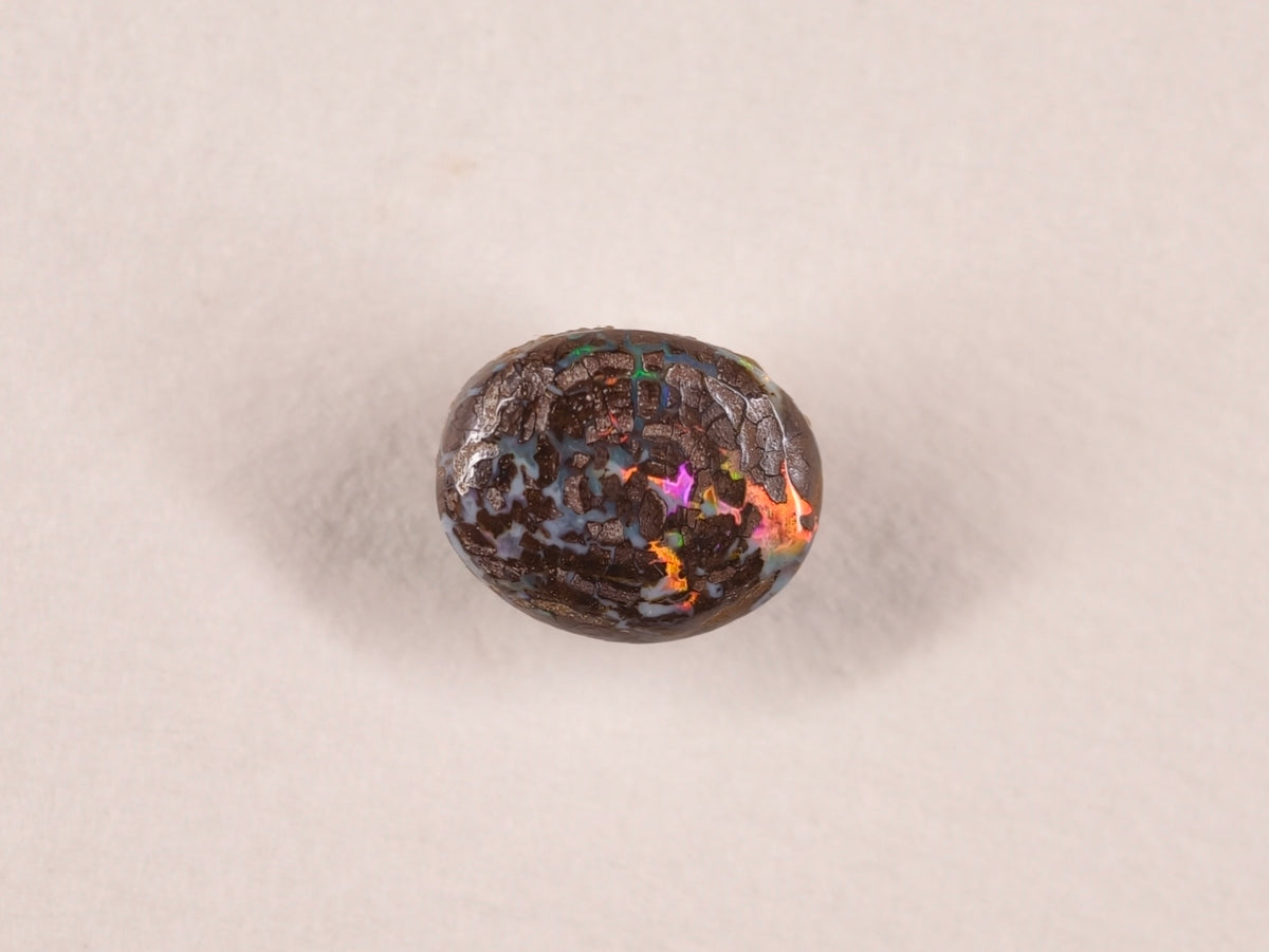 Opale boulder d’Australie — ovale — 2,2 ct