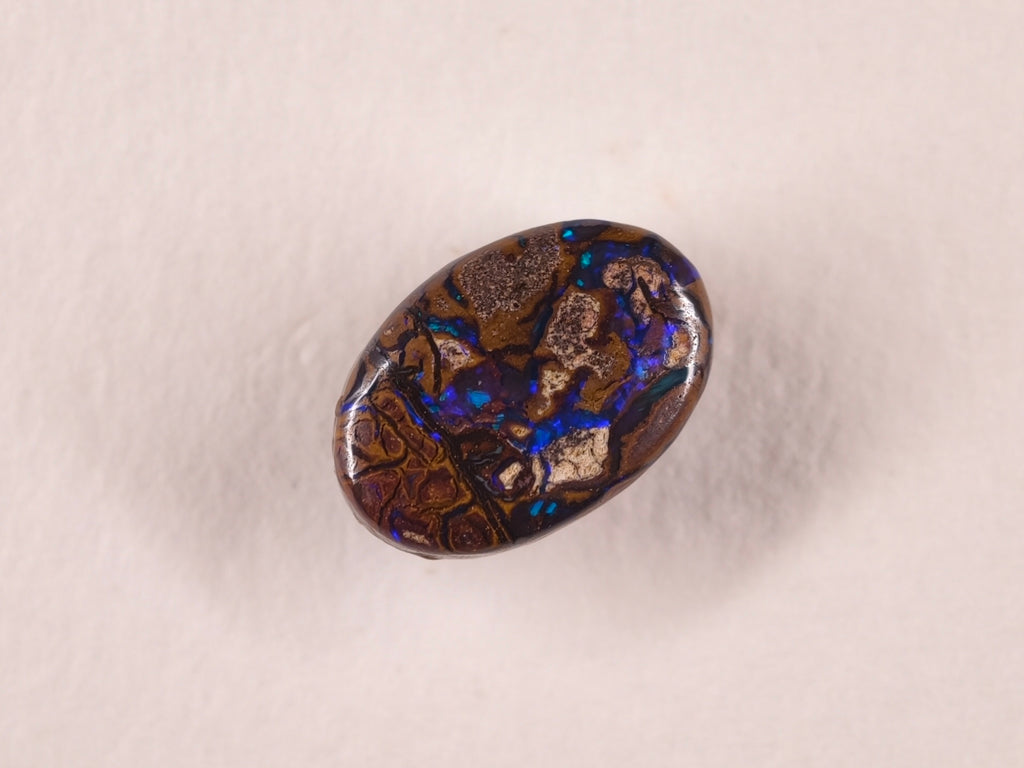 Opale boulder d’Australie — ovale — 4,3 ct