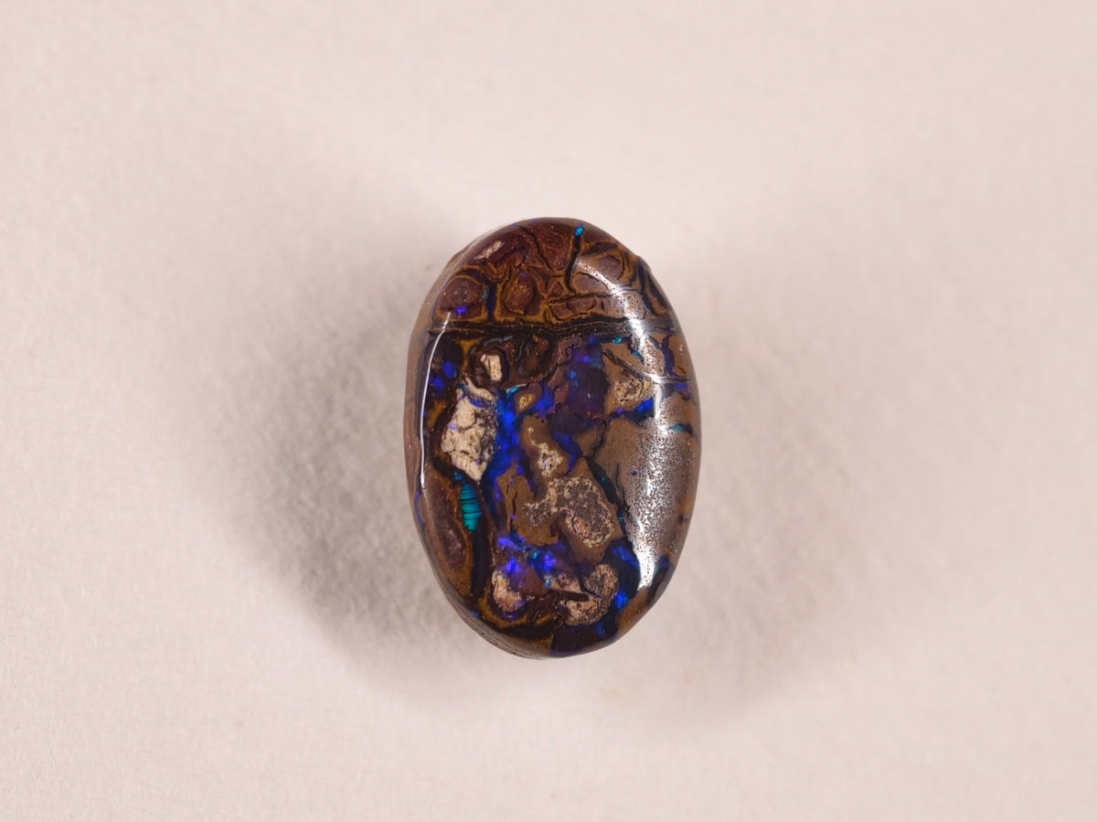 Opale boulder d’Australie — ovale — 4,3 ct