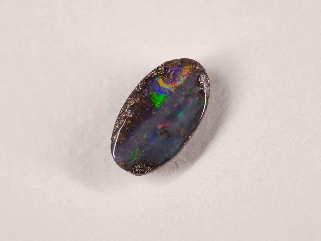 Opale boulder d’Australie — ovale — 3,5 ct