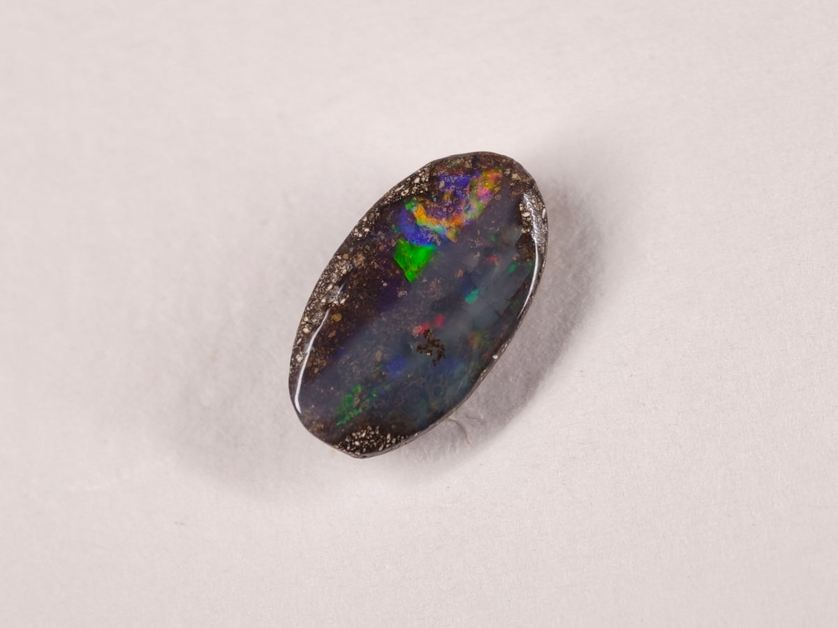 Opale boulder d’Australie — ovale — 3,5 ct