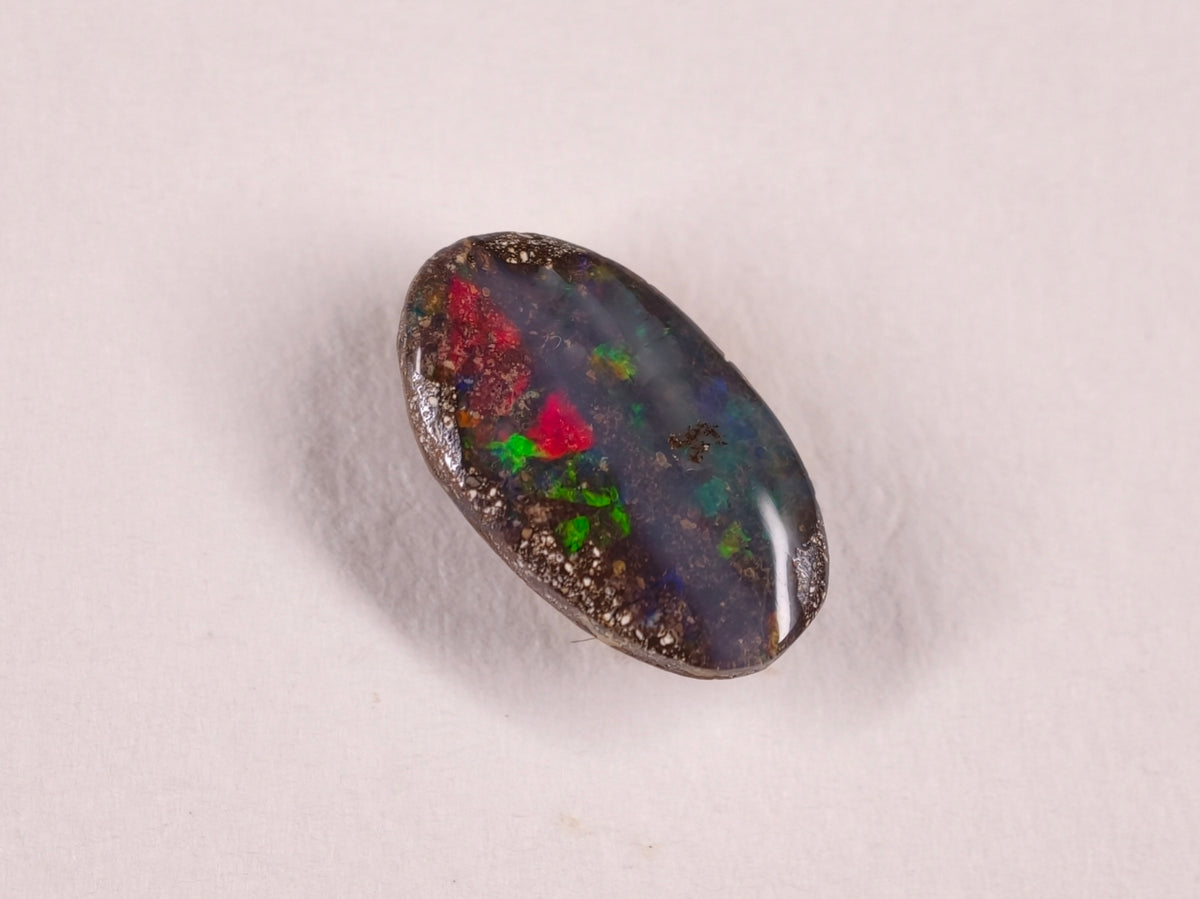 Opale boulder d’Australie — ovale — 3,5 ct