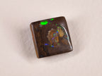 Opale boulder d’Australie — carré — 11,1 ct
