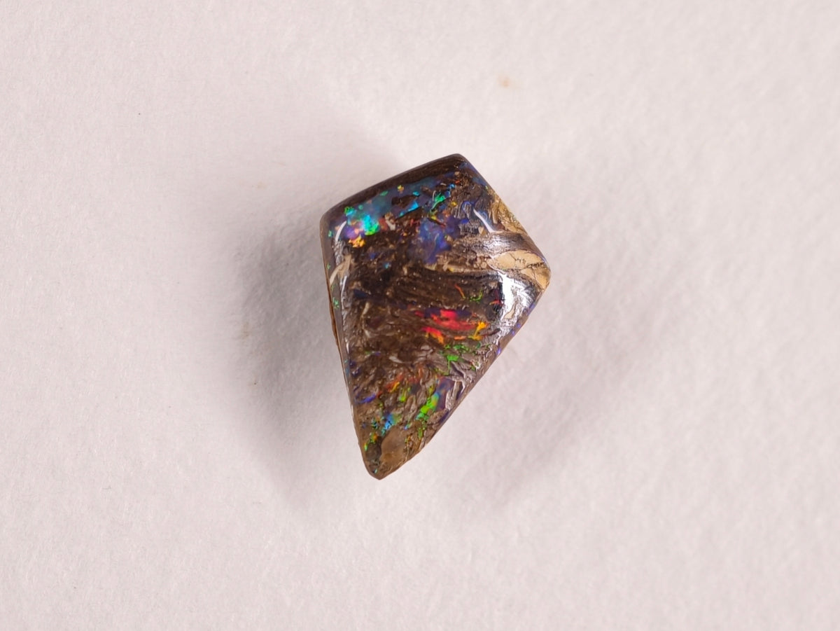 Opale boulder d’Australie — cerf-volant — 3,2 ct