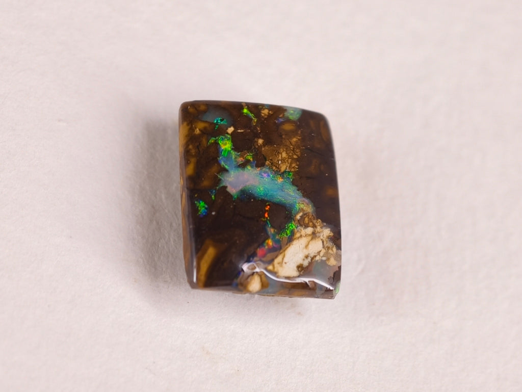 Opale boulder d’Australie — rectangle — 5 ct