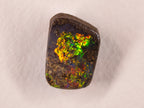 Opale boulder d’Australie — forme libre — 11,2 ct