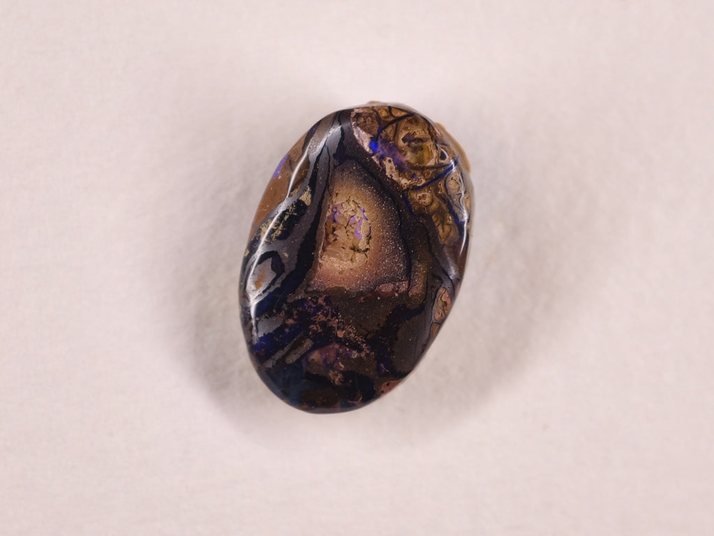 Opale boulder d’Australie — ovale — 9,1 ct