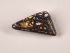 Opale boulder d’Australie — triangle — 9,9 ct