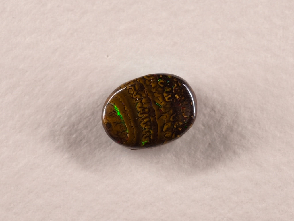 Opale boulder d’Australie — ovale — 4,5 ct