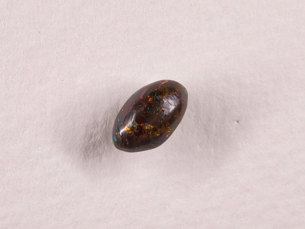 Opale boulder d’Australie — marquise — 1,2 ct