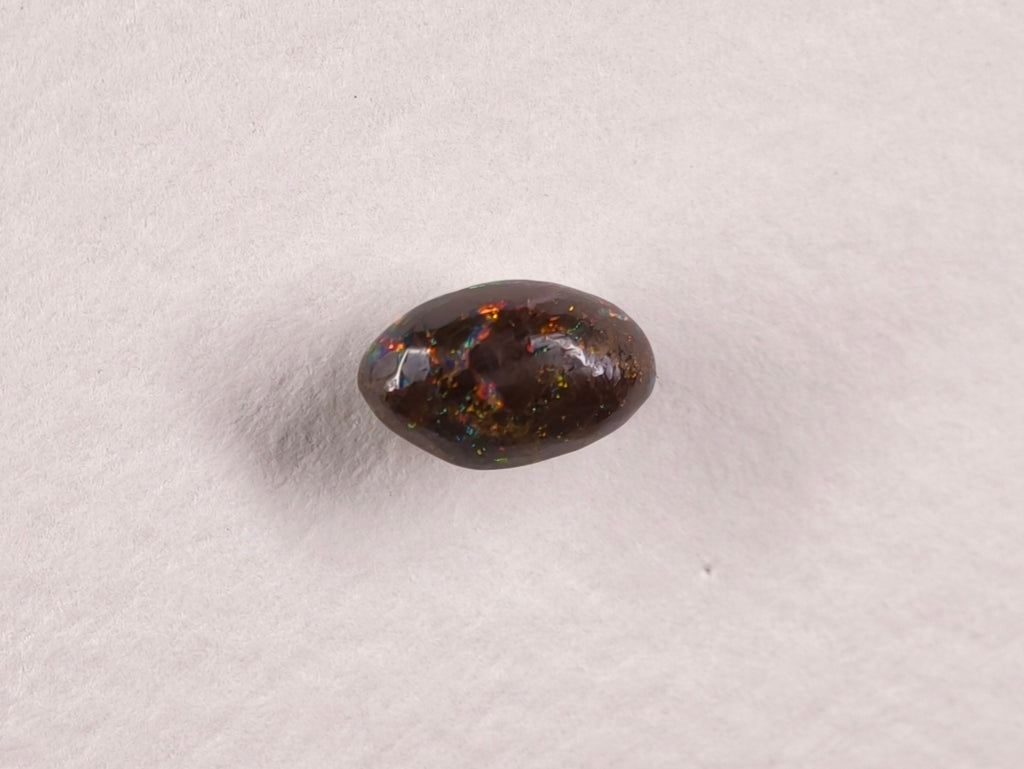 Opale boulder d’Australie — marquise — 1,2 ct