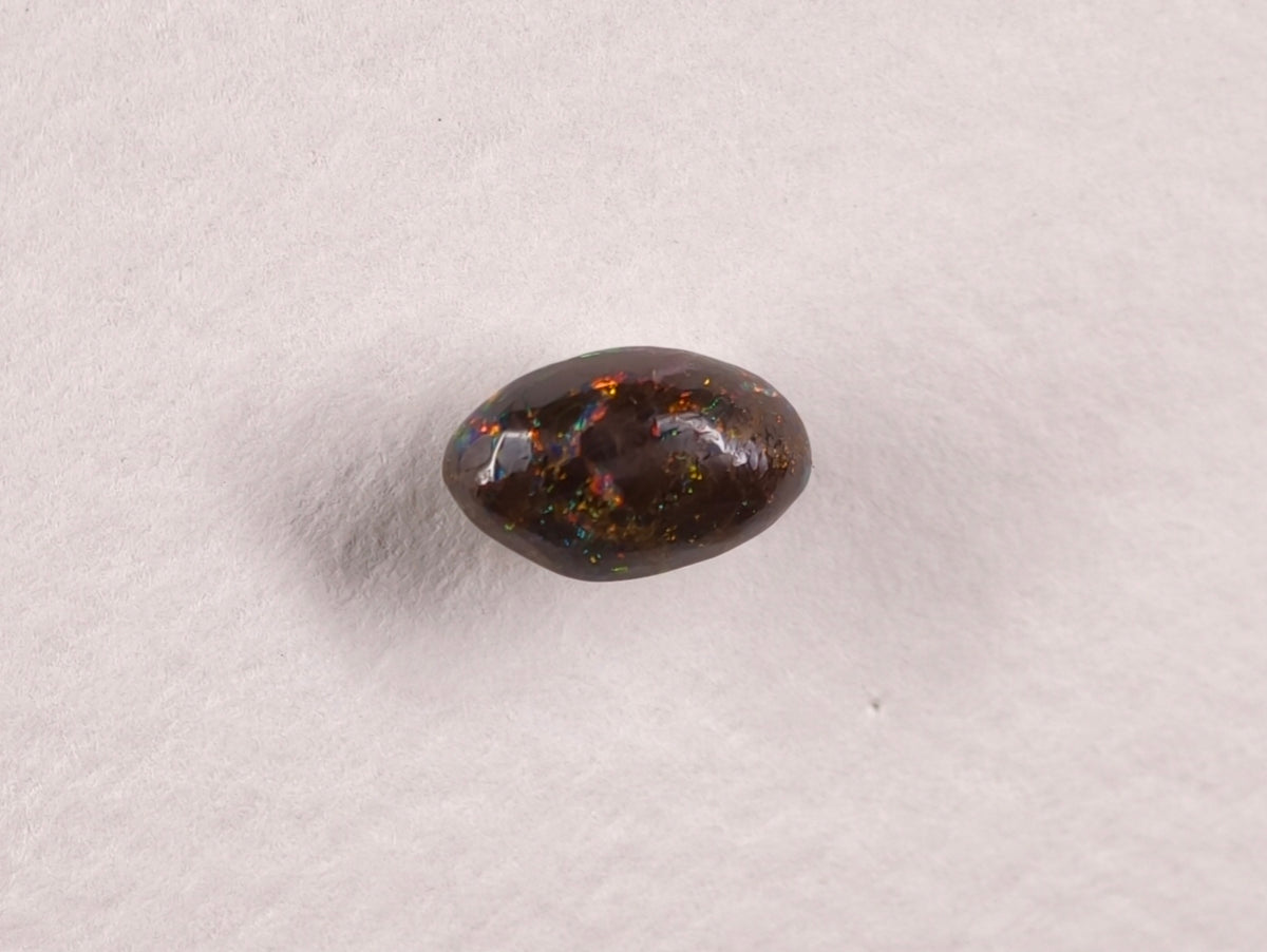 Opale boulder d’Australie — marquise — 1,2 ct