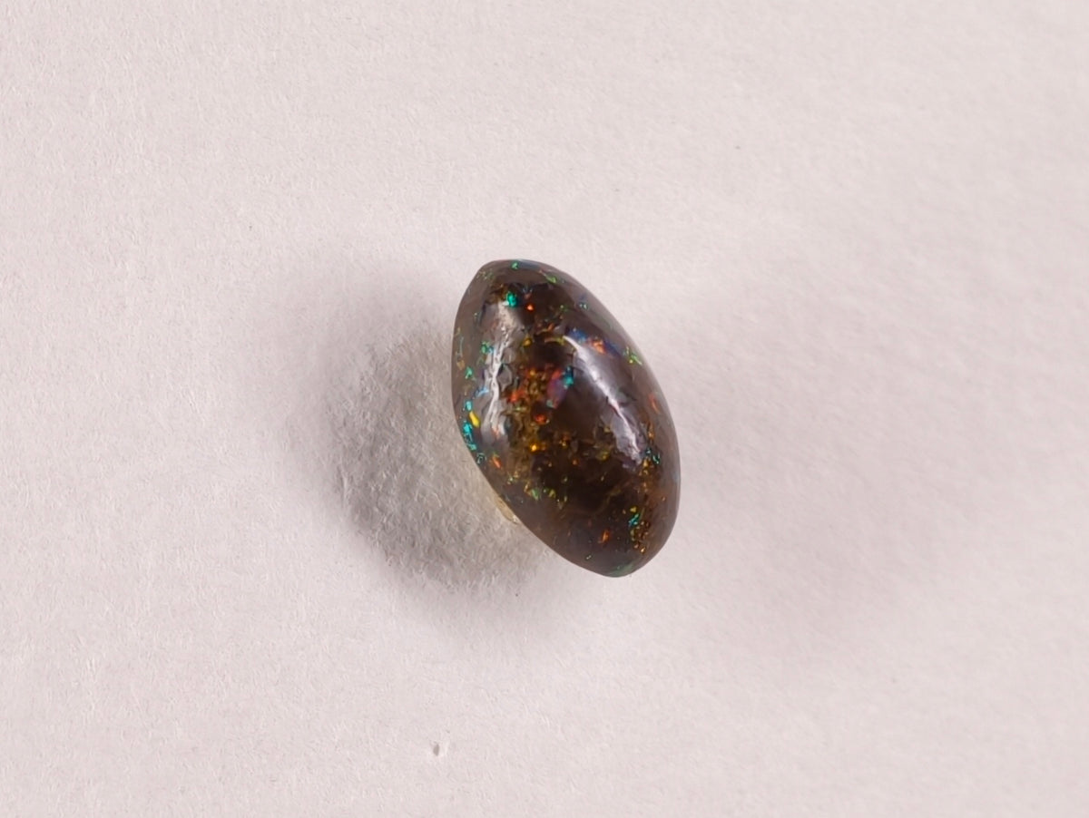 Opale boulder d’Australie — marquise — 1,2 ct