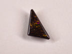 Opale boulder d’Australie — triangle — 9,8 ct